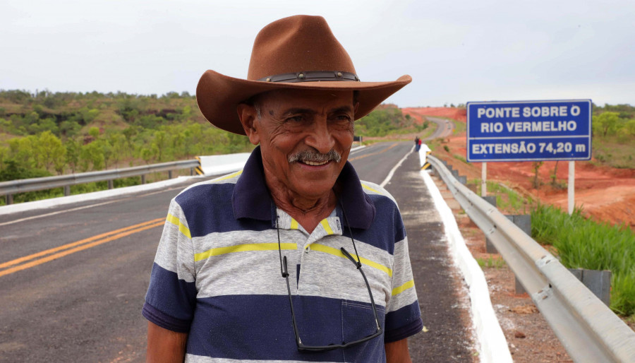 Manoel Rezende da Glória, de 85 anos, é pioneiro em Lagoa do Tocantins. Proprietário da Pousada Dona Júlia, o empreendedor comemorou o avanço (Adilvan Nogueira/Governo do Tocantins);