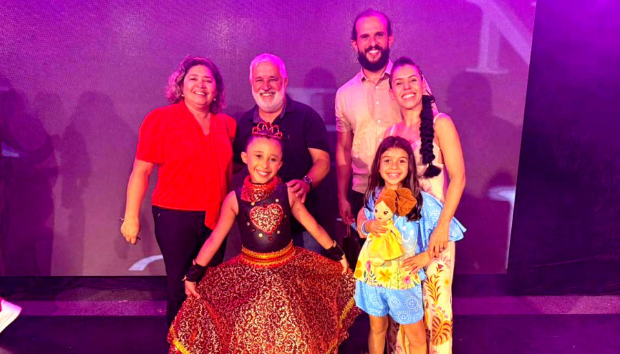 A família da bailarina Maria Rosa Moreira se emocionou com as apresentações do Balé Popular