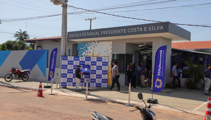 Escola Estadual Presidente Costa e Silva também recebeu visita institucional do governador Wanderlei Barbosa