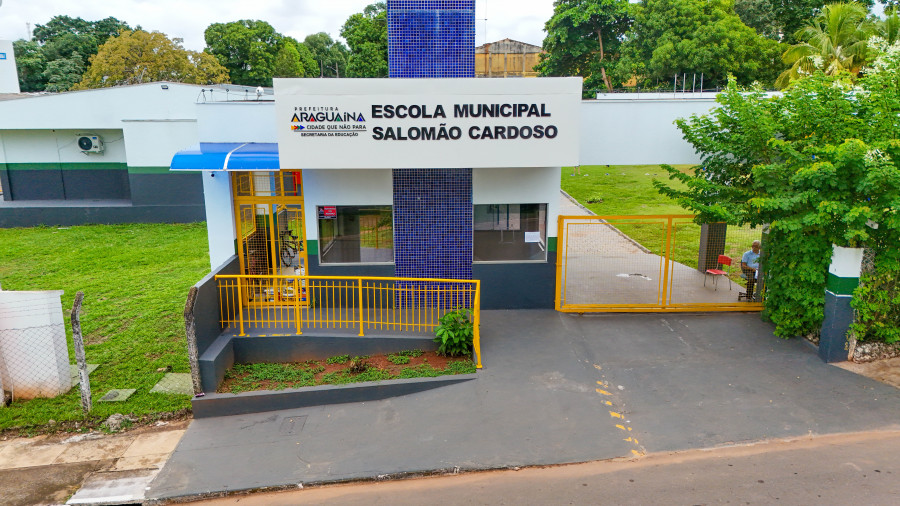 Nova sede da Escola Municipal Salomão Cardoso foi oficialmente inaugurada nesta sexta-feira (20) e representa um salto na estrutura e na proposta pedagógica da unidade, que dobrou o número de vagas e passou a oferecer ensino integral.