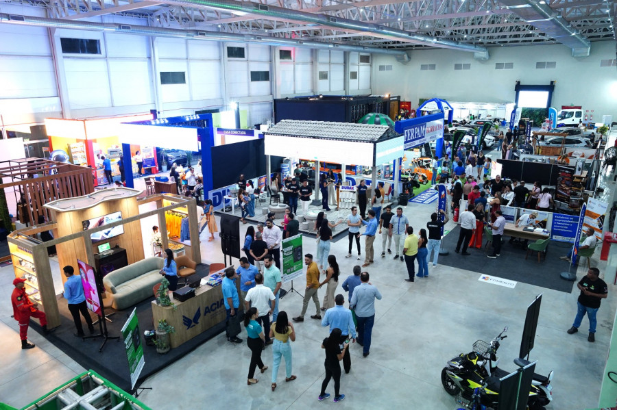 Workshops de moda sustentável, automaquiagem e postura profissional lotaram as tardes da EPOCA Casa & Construção, que segue até sábado (11) no Centro de Convenções de Araguaína