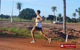 Athilla Cavalcante Telles durante treino em Araguaína