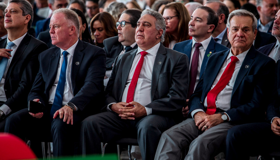 O governador em exercício, Laurez Moreira, participou da cerimônia de divulgação do PAC Seleções 