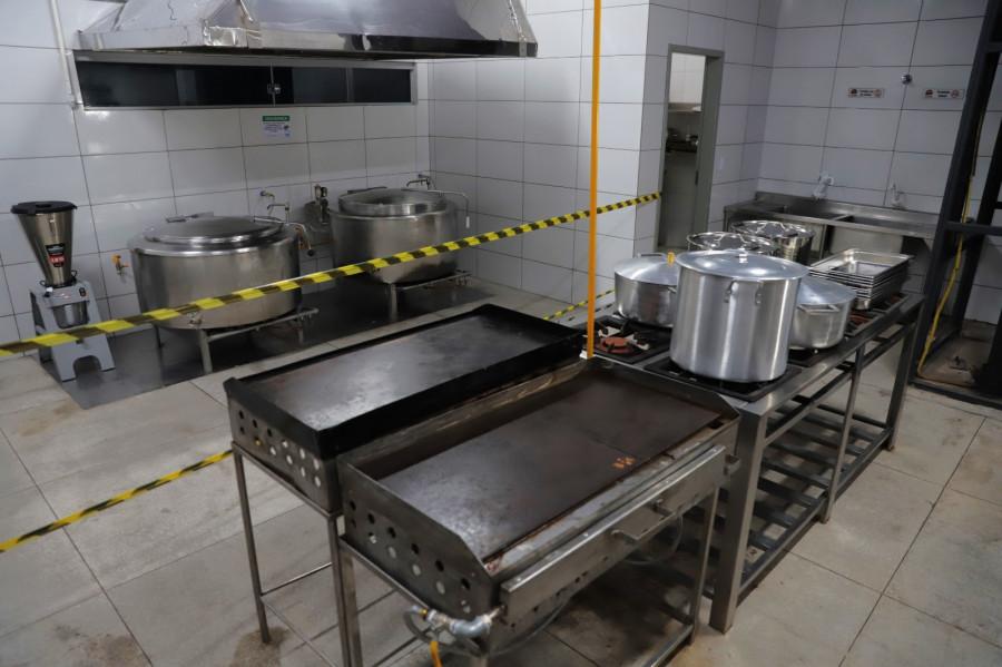 Cozinha do Restaurante Popular de Araguaína. Foto: Marcos Filho Sandes/Secom Araguaína