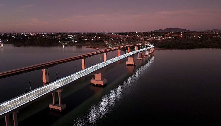 A nova Ponte de Porto Nacional, com 1.488 metros de comprimento, é a maior obra de infraestrutura no estado.