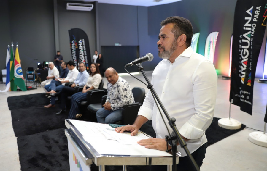  “Ocupem todos os lugares desse espaço, que ele possa ser um farol para artistas emergentes, um refúgio para mentes criativas e um ponto de encontro para todos aqueles que, como nós, acreditam que a arte é o sopro que dá sentido à vida”, expressou o secretário Edson Gallo.
