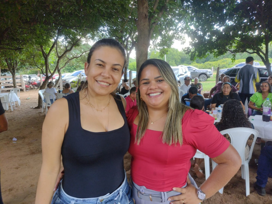 Vereadora Jocieane e a secretária de Saúde de Filadélfia 