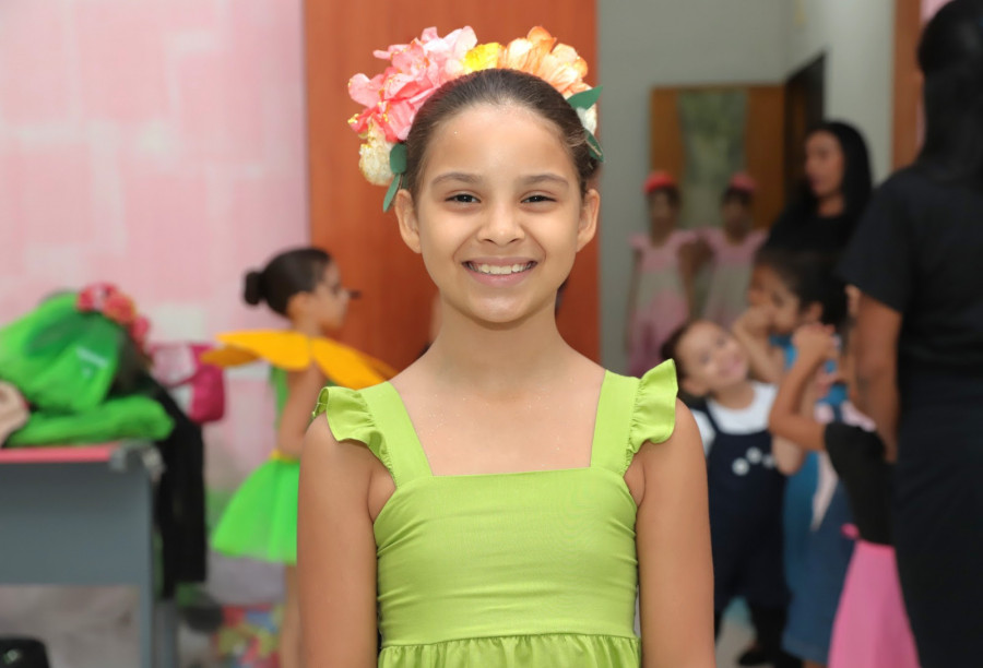 Yohana Morais, de oito anos, aluna de balé da Reciclarte. Foto:  Marcos Filho / Secom Araguaína