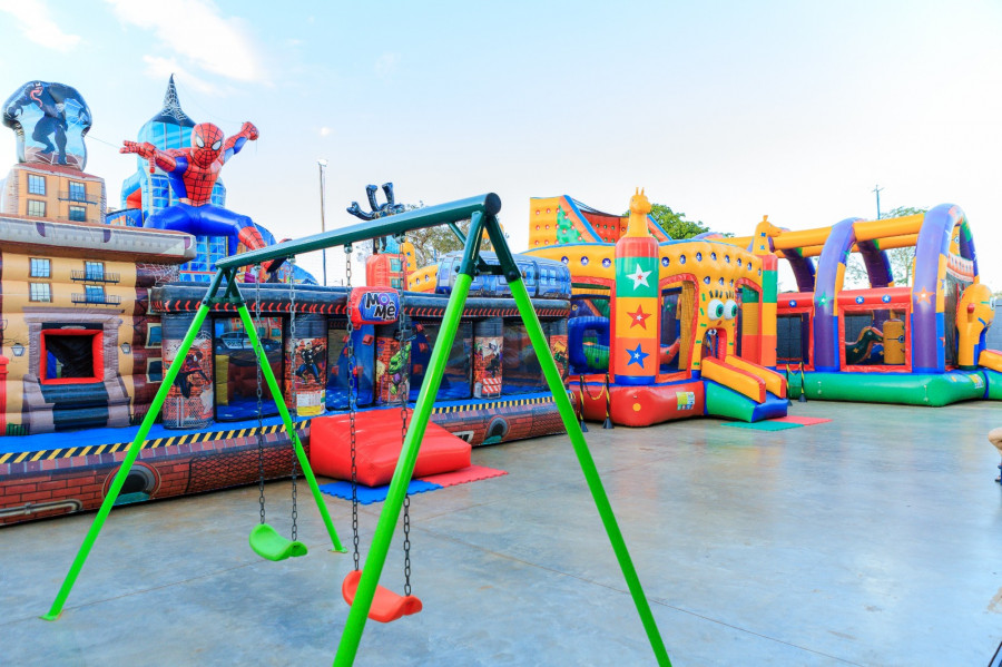 Playground Momê Açaí