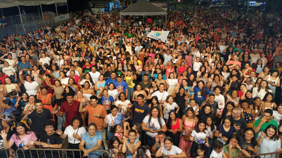 Público lota a Via Lago durante o show da primeira noite do Araguaína para Cristo, em um momento de louvor e celebração. Foto: Marcos Sandes / Secom Araguaína