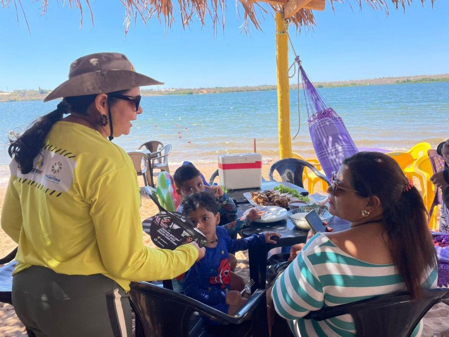 Equipes reforçaram aos visitantes da praia quanto os riscos e as consequências de se dirigir sob a influência de álcool