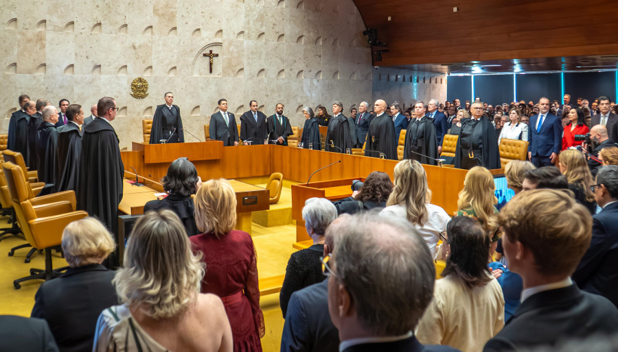 Posse do ministro Edson Fachin na presidência do STF e do CNJ foi realizada nessa segunda-feira, 29, em Brasília