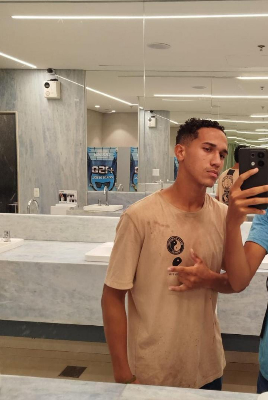 Vítima Matheus, que estaria na garupa da moto. Foto: Reprodução Redes Sociais