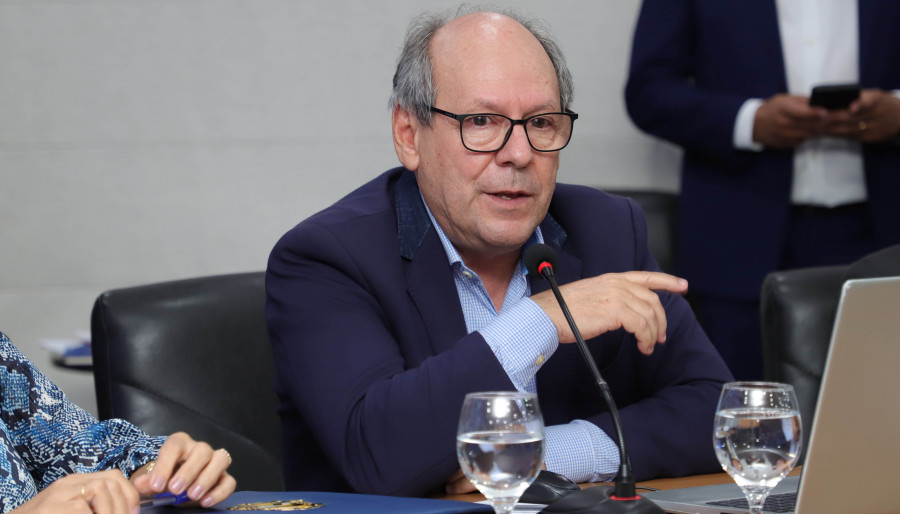 Secretário de Estado do Planejamento e Orçamento, Ronaldo Dimas, revelou que a prioridade em  dar transparência a renegociação das dívidas