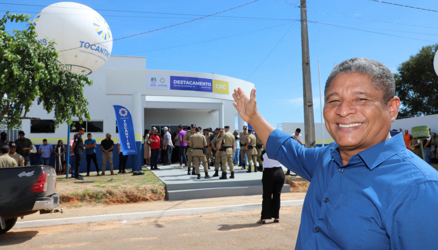 O prefeito de São Félix, Gesimar Xavier, agradeceu ao governador por prestigiar a cidade com a solenidade de troca de comando (Marcio Vieira/Governo do Tocantins);