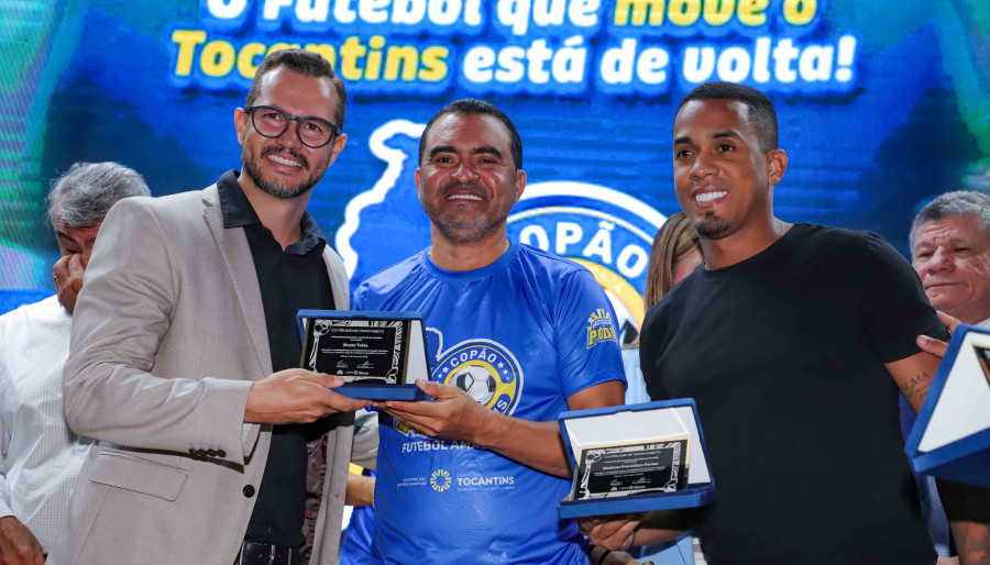 Homenagem em reconhecimento às contribuições para o fortalecimento do esporte e das políticas públicas voltadas à juventude no Tocantins