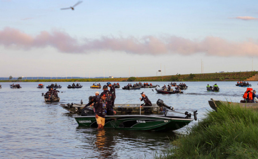 Circuito prevê etapas em diferentes regiões, com disputas nas modalidades barco e caiaque, sendo a primeira realizada na Praia da Graciosa, em Palmas - Foto:  Adilvan Nogueira/Governo do Tocantins