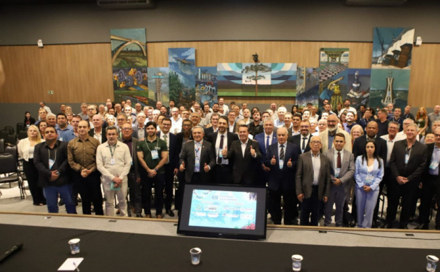 O evento reúne lideranças do setor produtivo - Foto: Alex Silveira/SEAB-PR