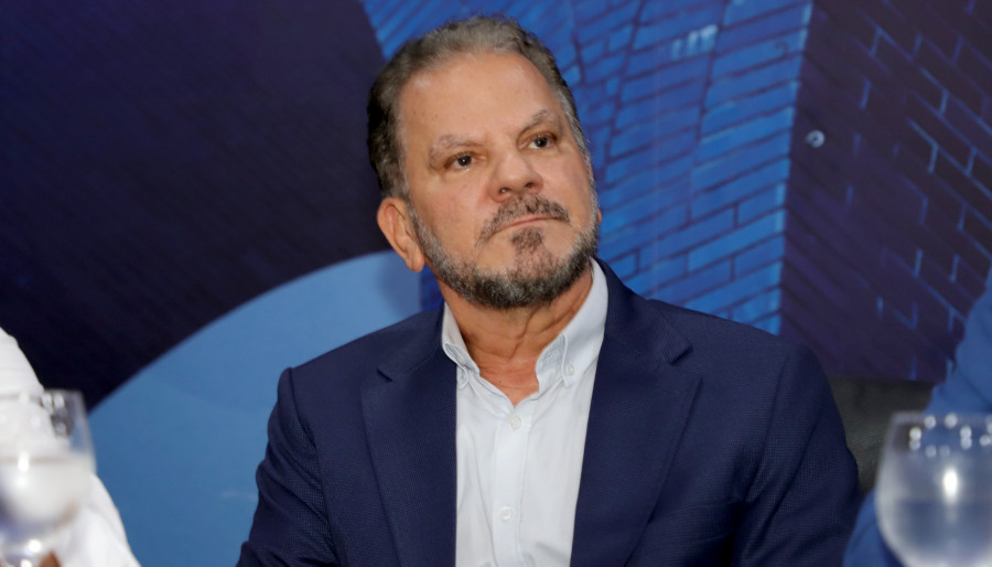 Secretário-chefe da Casa Civil, Deocleciano Gomes Filho, durante coletiva de imprensa, explicou sobre medidas provisórias e impacto fiscal