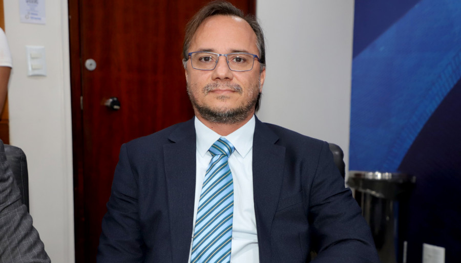 Procurador-geral do Estado, Jacques Ponce, durante esclarecimentos à imprensa sobre segurança jurídica das medidas