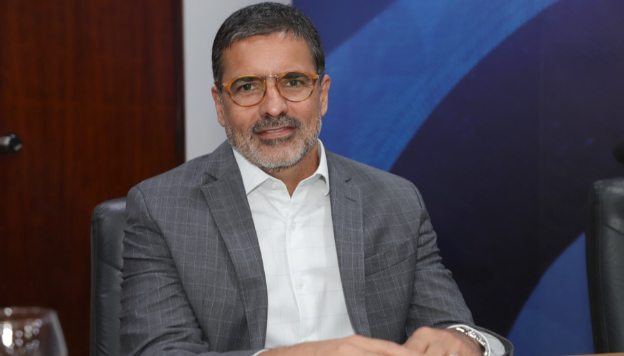 Secretário do Meio Ambiente e Recursos Hídricos, Marcello Lelis, durante coletiva de imprensa, reforçou a relevância dos recursos do Fundo Amazônia para o desenvolvimento do estado