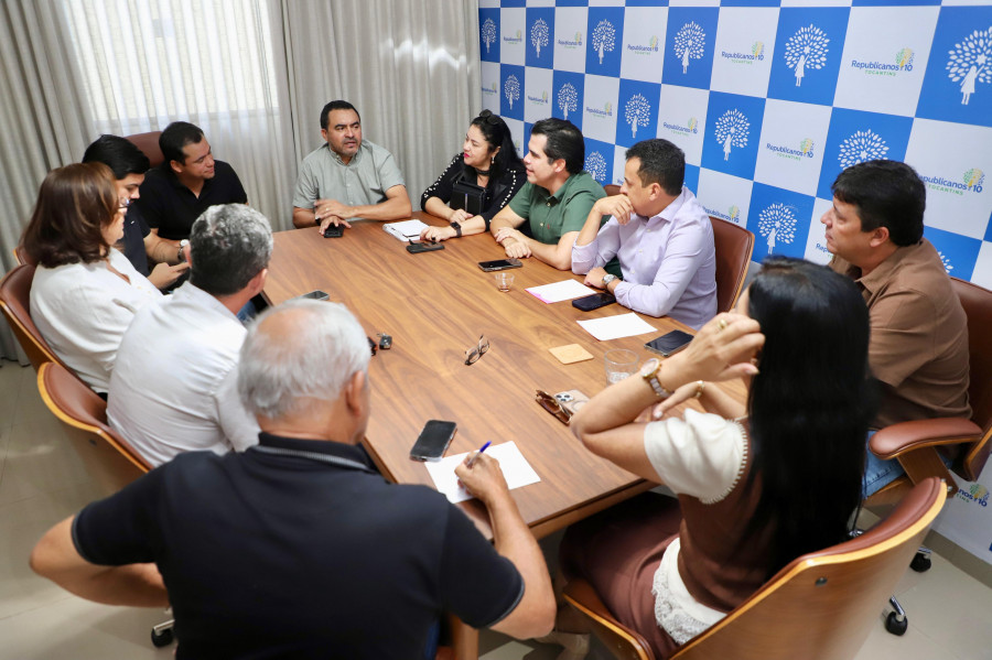 Governador Wanderlei Barbosa lidera reunião do Republicanos para definição de pré-candidatos a deputado federal em Palmas