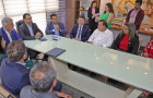 Governador Wanderlei Barbosa e o secretário de Estado da Educação, Fábio Vaz, durante reunião com integrantes da Comissão do PCCR da Educação