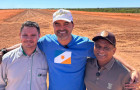 Governador do Tocantins, Wanderlei Barbosa, acompanhado do prefeito de São Félix, Gercimar Xavier,  anunciou a entrega das obras do aeroporto do município, na região do Jalapão 