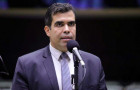  Ayres assumiu o compromisso de conduzir um trabalho técnico, imparcial e transparente
