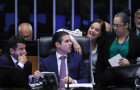 A Câmara dos Deputados aprovou nesta quinta-feira (21), por unanimidade, o requerimento de urgência do projeto de lei (PL) que isenta do Imposto de Renda (IR) quem ganha até R$ 5 mil. 