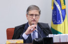MPF recomenda manutenção do governador do Tocantins, Wanderlei Barbosa, no cargo durante investigações sobre desvios em contratos de cestas básicas na pandemia.