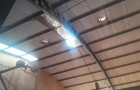  O trabalhador teria pisado fora do trilho da estrutura metálica do telhado e não resistiu à queda.