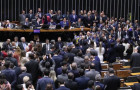 Foram 311 votos favoráveis, 163 contrários e 7 abstenções.