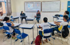  Os alunos discutem por meio do texto literário racismo estrutural e institucional, pobreza e violência urbana, gênero, raça, classe e temas afins ligados ao Letramento Literário e Racial.