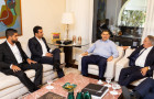 O governador Laurez Moreira e presidente do Congresso Nacional, senador Davi Alcolumbre, reuniram-se para discutir grandes projetos de interesse do Tocantins