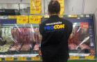O levantamento foi feito em dez estabelecimentos entre supermercados, atacadistas e casas de carnes e analisou 32 cortes, incluindo bovinos, suínos, frango, peixe e linguiças.