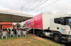 Durante a ação, o público terá acesso a exames de mamografia, testes de glicemia, aferição de pressão arterial, vacinação e atendimento odontológico no Odontomóvel.