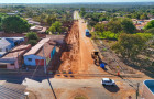  Atualmente, as equipes executam os serviços de limpeza da área para início da pavimentação