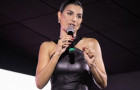 Comunicadora e escritora Cintia Chagas