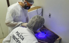 Prova pericial incluiu suspeito de homicídio no local do crime.