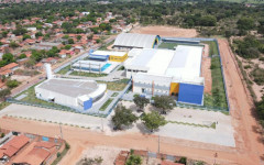 Escola de tempo integral Jardenir Jorge Frederico, no Setor Maracanã.