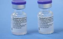 Atualmente, apenas a vacina da Pfizer/Biontech tem autorização da Anvisa para uso em adolescentes. 