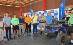  Representantes da Polícia Militar e Naturatins, além de outras pastas do Governo do Tocantins, participam da cerimônia de entrega de veículos no Parque Estadual do Jalapão