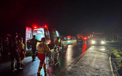 Segundo o Corpo de Bombeiros, quatro pessoas morreram no local. 