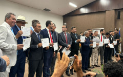 Diplomação atesta oficialmente prefeito, vice-prefeito e vereadores para gestão 2025-2028