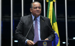 Senador Eduardo Gomes consolida protagonismo nacional e é favorito à vice-presidência do Senado