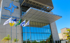  Universidade deverá readmitir a estudante no prazo de 10 dias