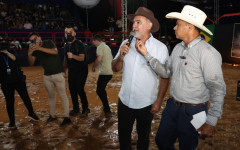 Amélio Cayres destaca importância do rodeio para a valorização cultural e fortalecimento da economia local