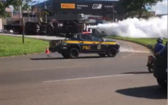 Caminhão-tanque com oxigênio tomba em rotatória da BR-153, no Entroncamento de Araguaína. 