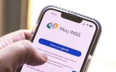Confie apenas nos canais oficiais - Meu INSS e Telefone 135 - para informações seguras